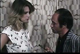دختر شکننده، معشوقه اش را از دست می دهد