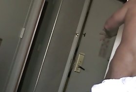 زیبا بلوند نشان می دهد ریخته گری عامل دانش از جنس