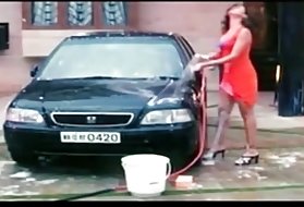 دو دانش آموز بر روی بچه ها گل زدند و در رابطه جنسی لزبین مشغول به کار شدند